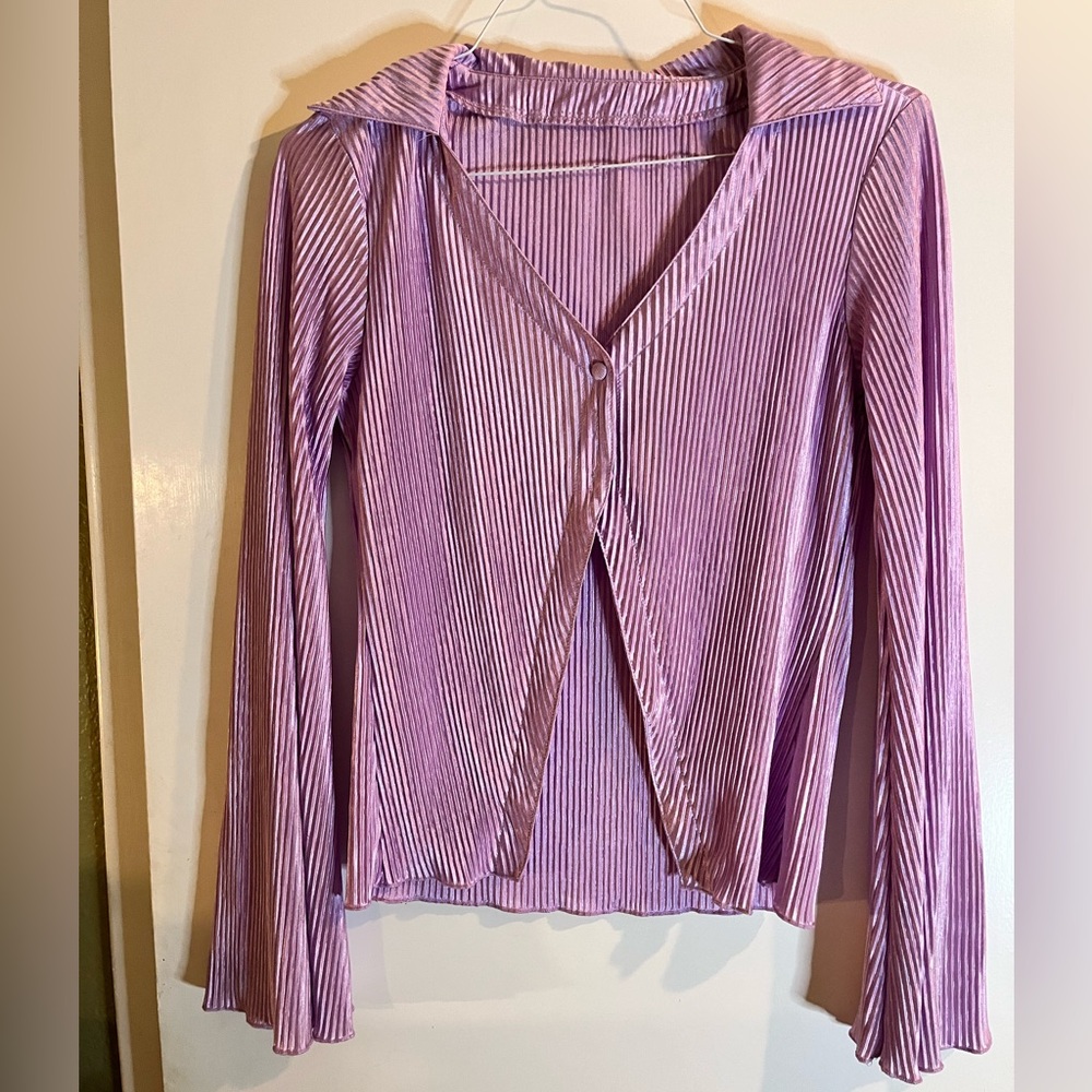 Lavender Ribbed Collared Button-Down Shirt - Picture 2 of 3